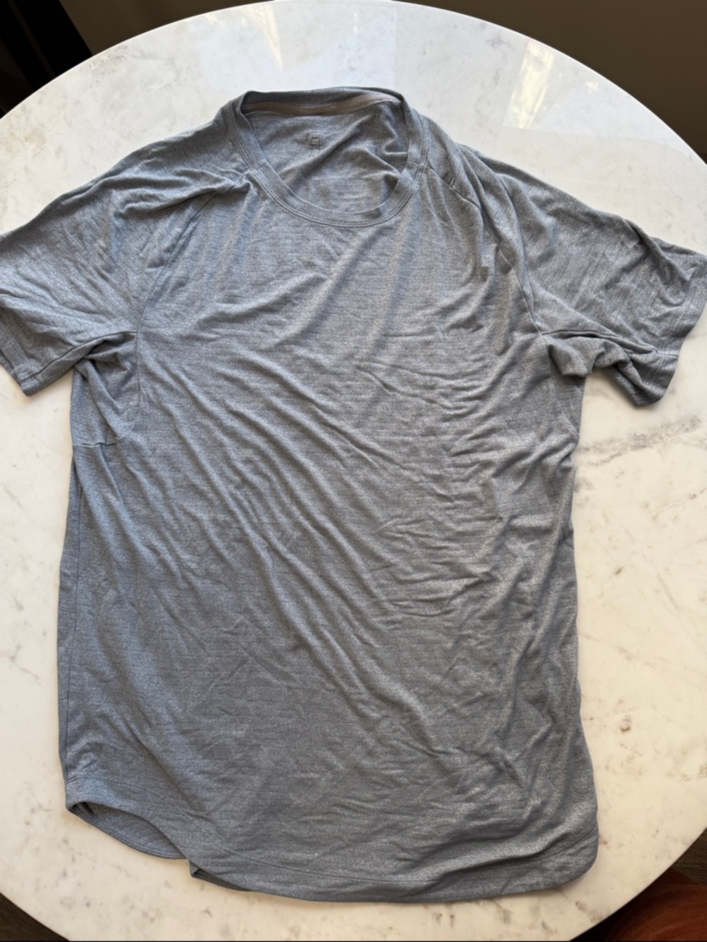 lululemon athletica Men's Heather Gray Short Sleeve License To Train Tee M